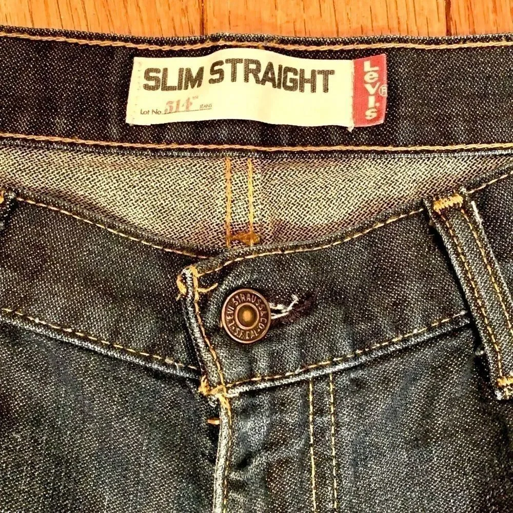 LEVI’s SLIM STRAIGHT 514 JEANS 36”x30”